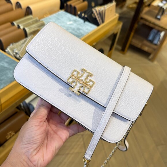 Best Price Tory Burch 141012 Britten Small Chain Wallet Wristlet DELICATE PINK - Picture 1 of 16